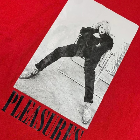 Pleasures x guess Drew Barrymore T-shirt - Picture 2 of 3